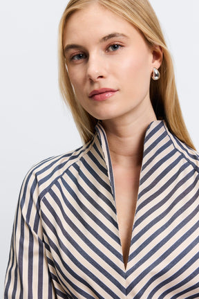 Daphne Essential Stretch Striped No Iron Popover