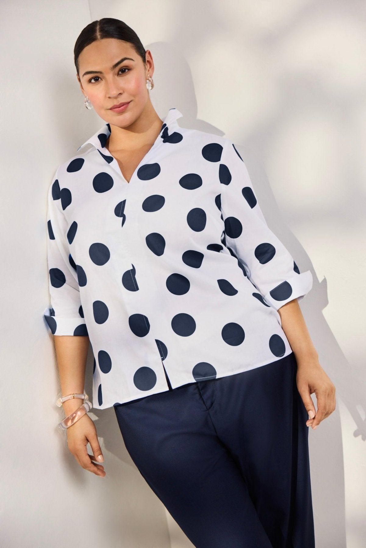 Agnes Plus Springtime Dot 3/4 Sleeve Popover Shirt