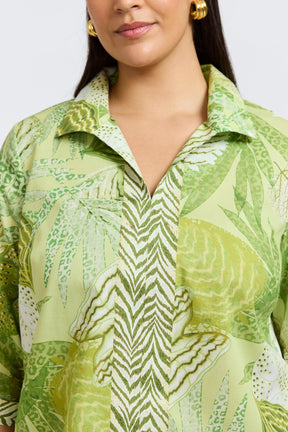 Agnes Plus Jungle Leaves 3/4 Sleeve Popover Shirt