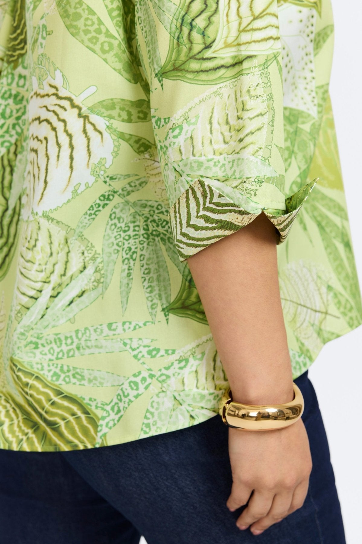 Agnes Plus Jungle Leaves 3/4 Sleeve Popover Shirt