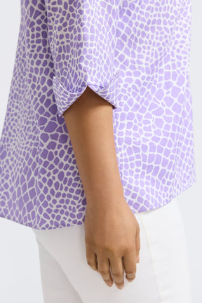 Agnes Plus Linen Giraffe 3/4 Sleeve Popover Shirt