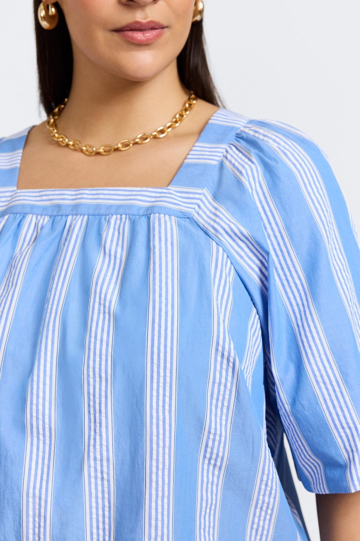 Violet Plus Seersucker Variegated Stripe Elbow Sleeve Popover Shirt